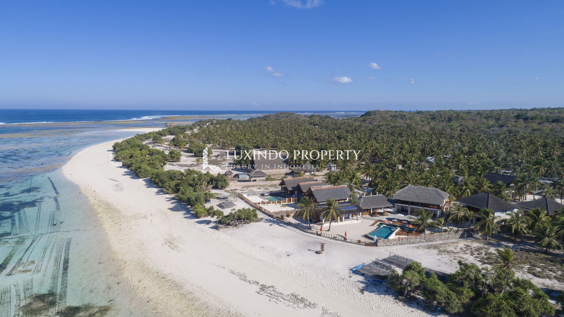 ROTE ISLAND - EXCLUSIVE BEACHFRONT RESORT FOR SALE (RST065)